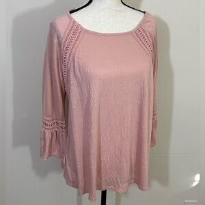 Massini sz med tunic in a rose shade. Matching cotton lace around wrist